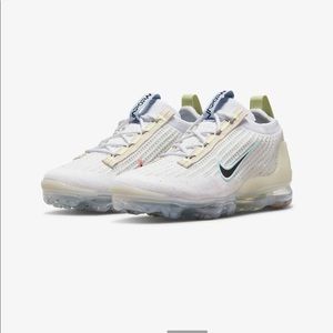 Nike AIR VAPORMAX 2021 Flyknit White/Black-LT Madder Root